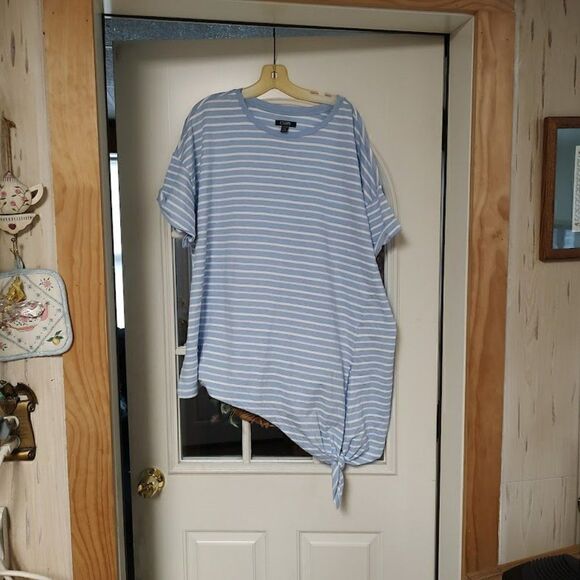 New Chaps Blue White Striped Short Sleeve Top With Tie On The Side Women's 2X - Picture 1 of 2